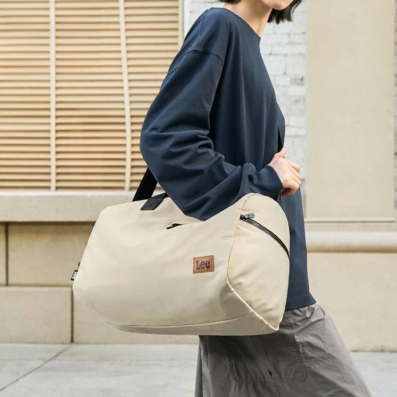 LEE Waterproof Nylon Lightweight Gym Duffel Bags Women Men Dry Wet Shoe Pocket Weekend Overnight Shoulder Lage Travel Bag