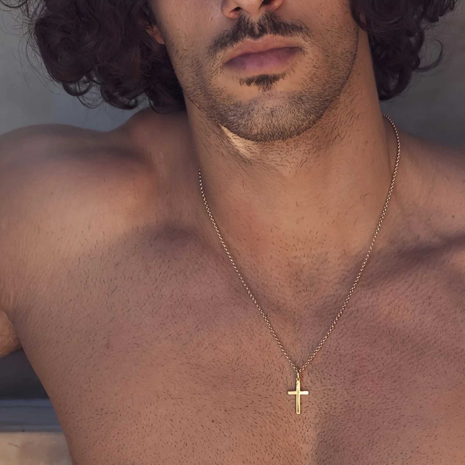 Mens Stainless Steel Cross Pendant Necklace 18k Gold Plated High Quality Christian Jewelry Gift for Christmas Birthday PartyXJ251030