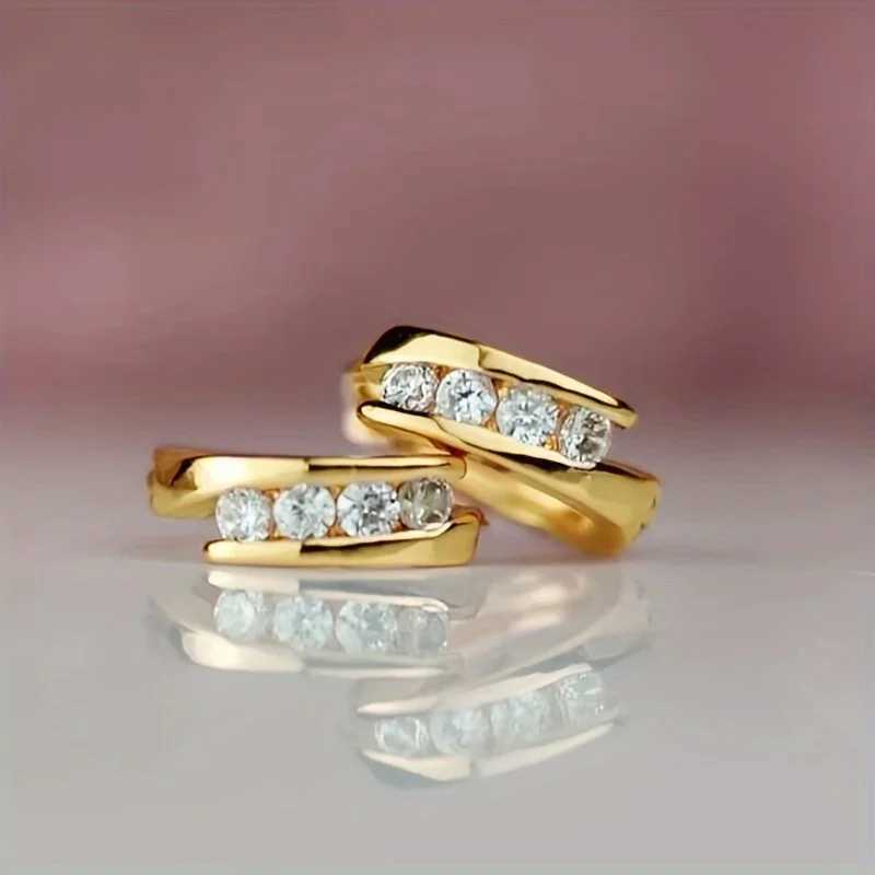 Small Circle Hoop Earrings with Cubic Zirconia Exquisite Gold Color Earrings for Women Temperament Versatile Ear JewelryW251030