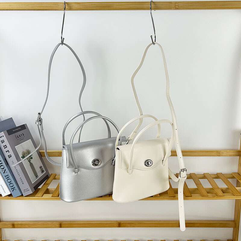 2025 New Niche Design Fashion Simple Portable Small Square Bag Female High-End Sense Ins Single Shoulder Messenger Armpit Bag