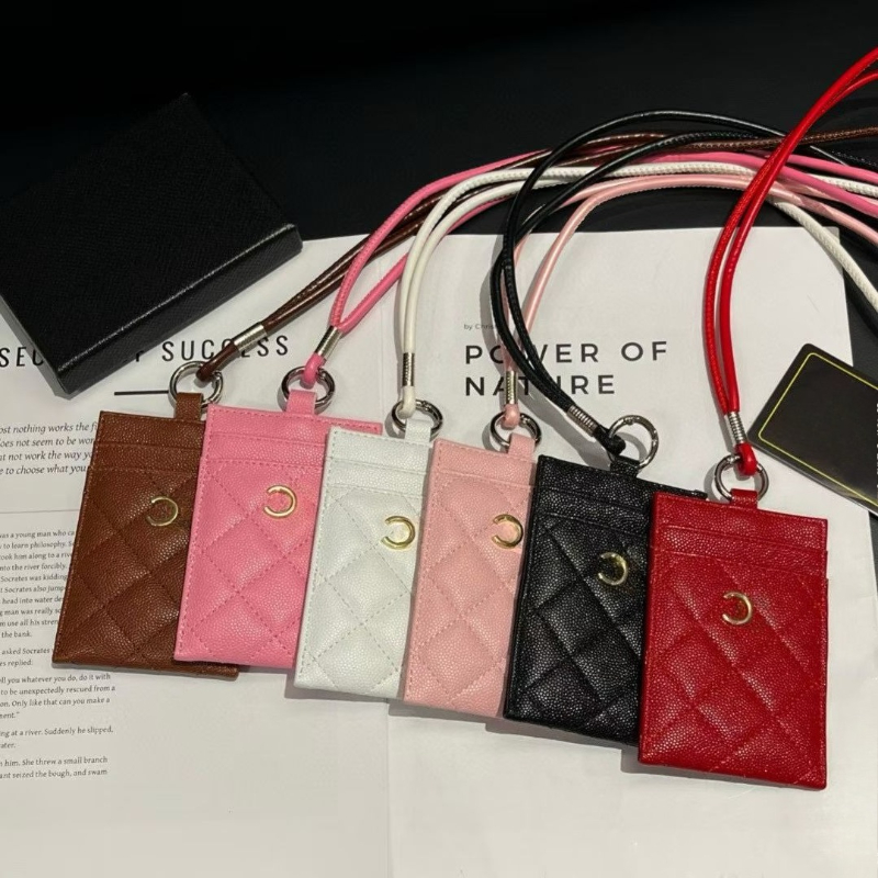 Fashion Designers Keychain Id Badge Holder Lanyards Luxury Work Badge High-quality Leather ID Tag with Detachable Lanyard Variety Couple Gift