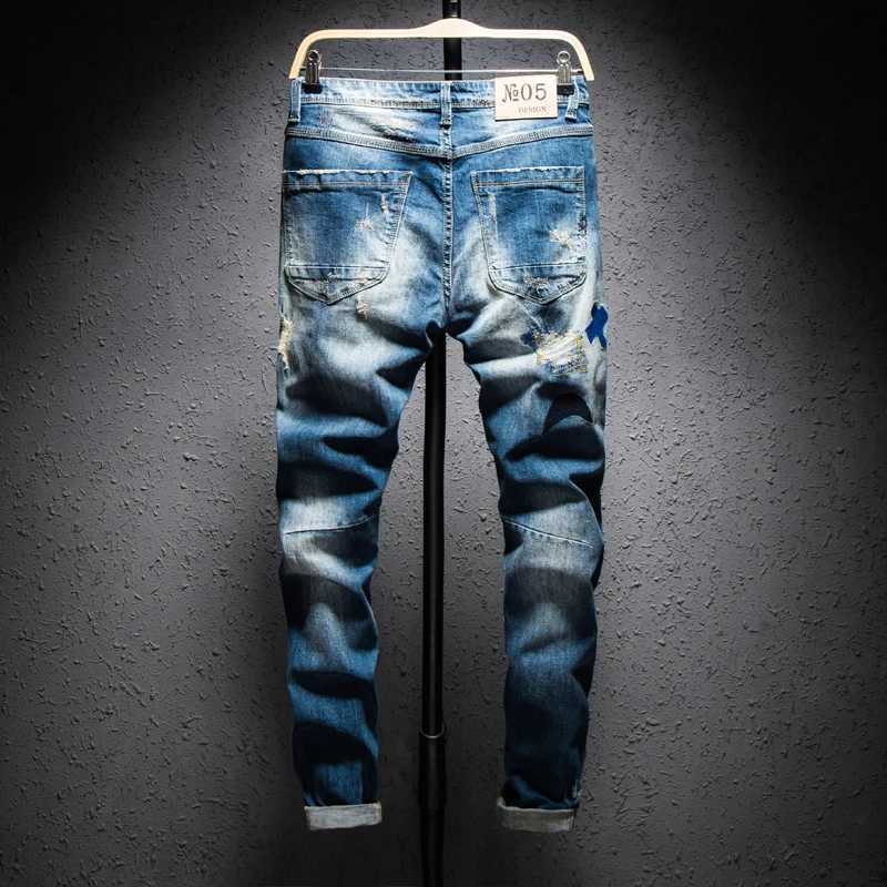 Men Streetwear Hiphop Ripped embroidery Slim fit jeans Knee Holes Destroyed Man Casual Cotton joggers beggar denim pants J2510301