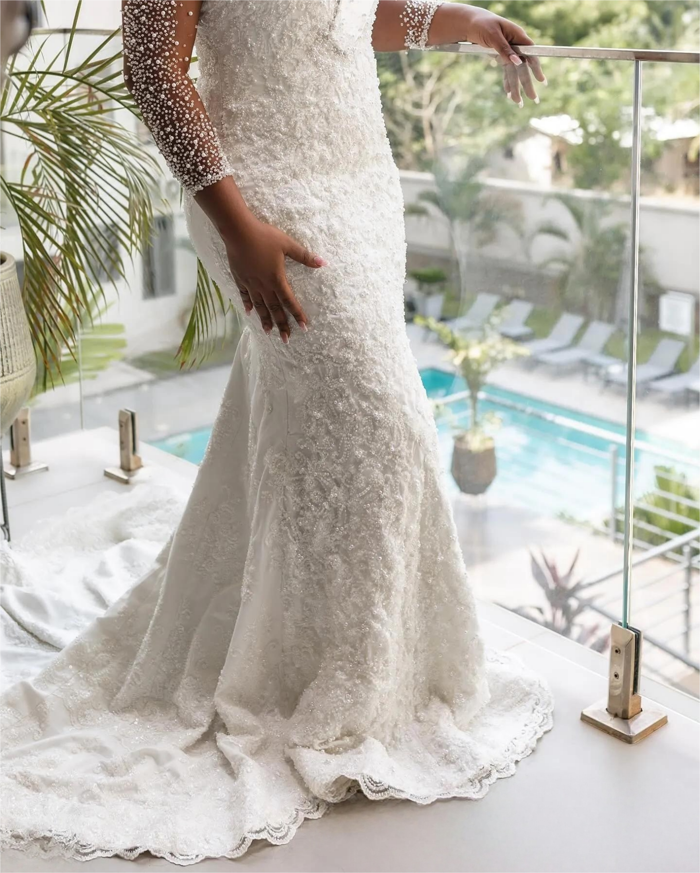 Ivory Mermaid Wedding Dress Plus Size Luxurious Pearls Lace Vintage Bridal Gowns Dresses