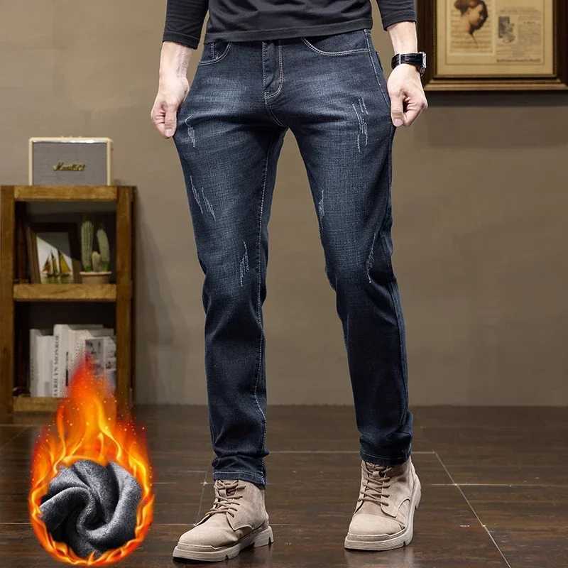 New Mens Winter Fleece Warm Jeans Business Casual Straight Washed Trousers Thickened Thermal Stretch Versatile Male Denim Pants J251030