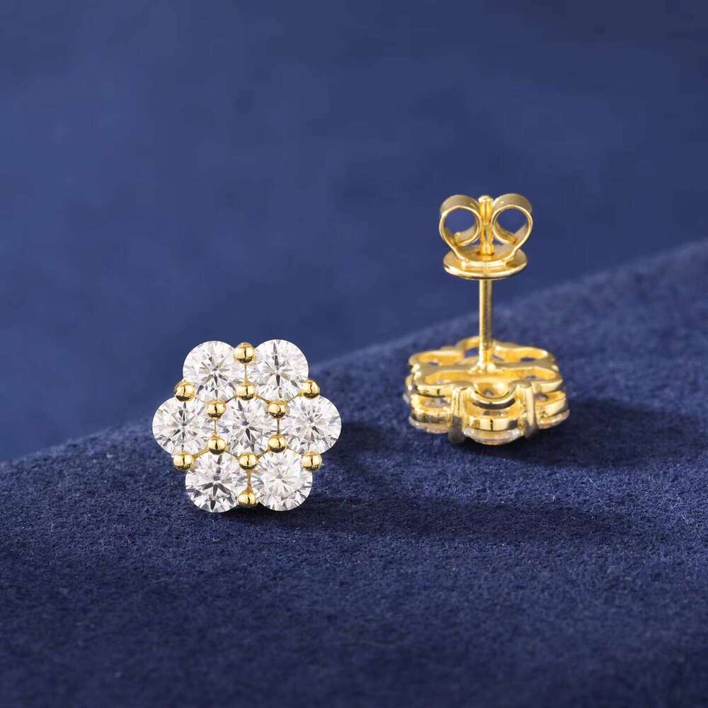 New hip-hop designer new diamond 925 sterling silver VVS ice out Moisanite earrings a gift for a man's daughter