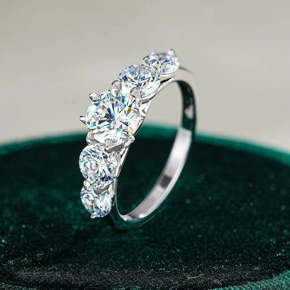 5 Stone Moissanite D VVS Lab Created Women Jewelry 18K White Gold Plated 925 Sterling Silver Wedding Band Ring for Women
