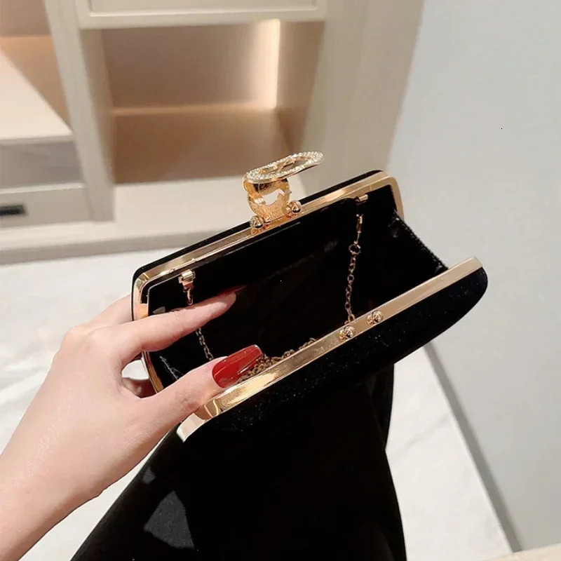 Ladies Autumn Winter Velvet Box Dinner Bag Sparkly Rhinestone Decoration Banquet Bag Clutch Evening Dress Bag Party 251030