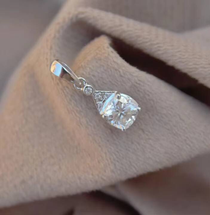 925 Sterling Silver Minimalist Bridesmaids Pendant Cushion Cut Moissanite Dainty Tiny Charm Jewelry for Women