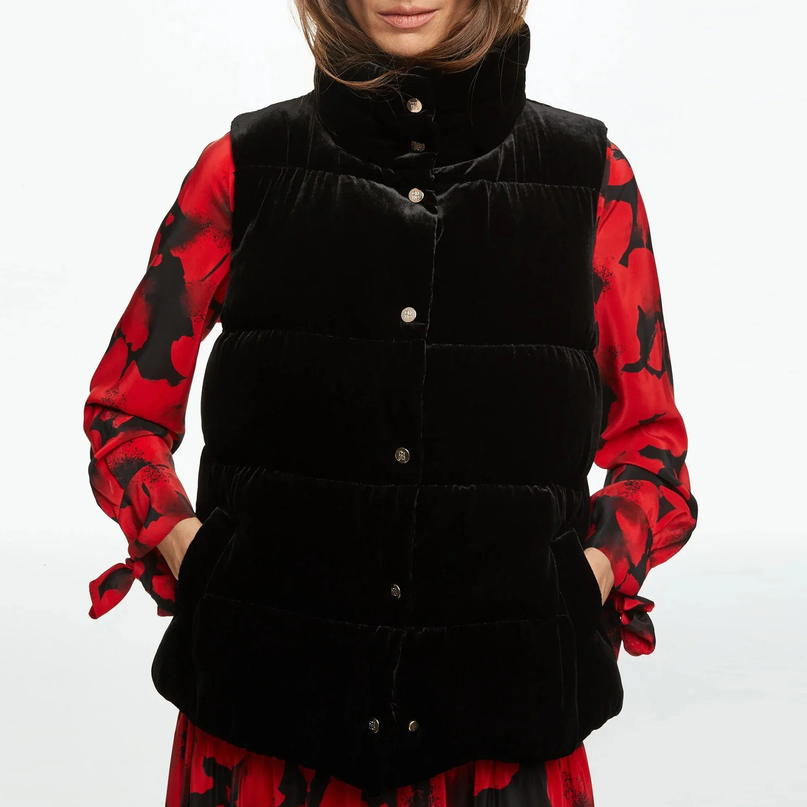 Women Vest Jacket Autumn Winter Down Vest Stand Collar Warm Casual Elegant Sleeveless Coats Outdoor Travel Vest Jackets 251029