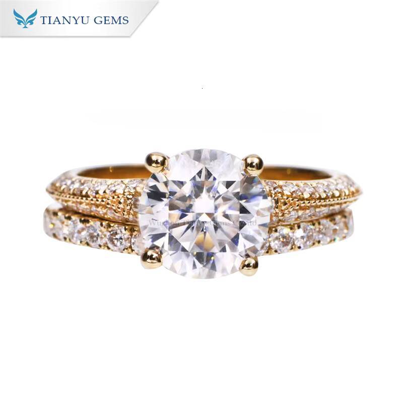Tianyu 10K 14K 18K White Yellow Rose Gold DEF VVS 775mm Moissanite Diamond Ring Set with Half Eternity Band