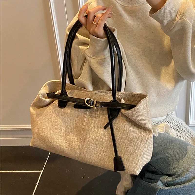Designer bag Leisure Large Capacity Canvas Handbags for Wen New Cmuter Versatile Single Shoder Underarm Bags Ctrast Tote Bag Y251029