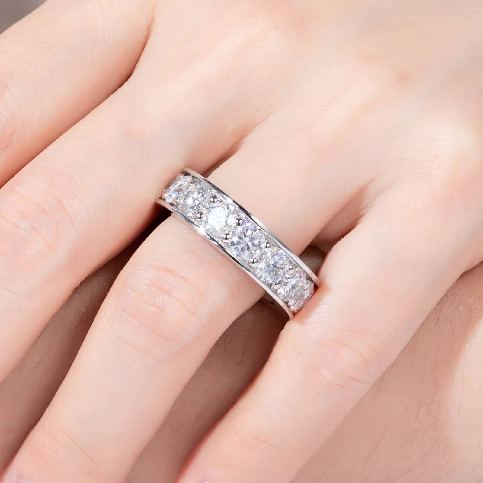 Fashion Jewelry 925 Sterling Silver Row Stacked Ring Moissanite Diamond Wedding Engagement Ring for Women