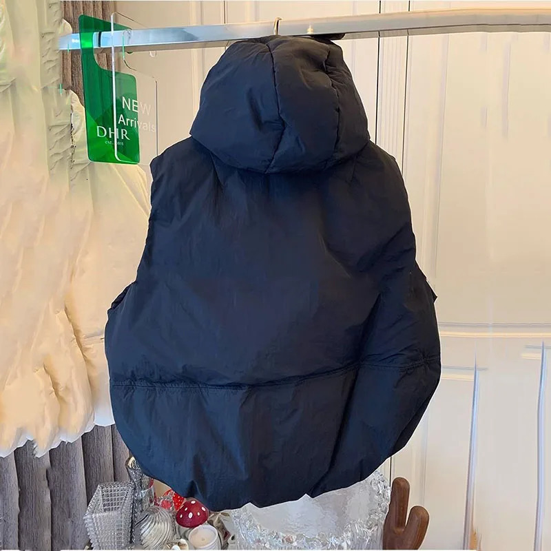 Autumn Winter Down Cotton Vest Jacket Women 2025 Sleevele Parkas Warm Short Vest Coat Female Waistcoat Overcoat Ladies Tops 251024