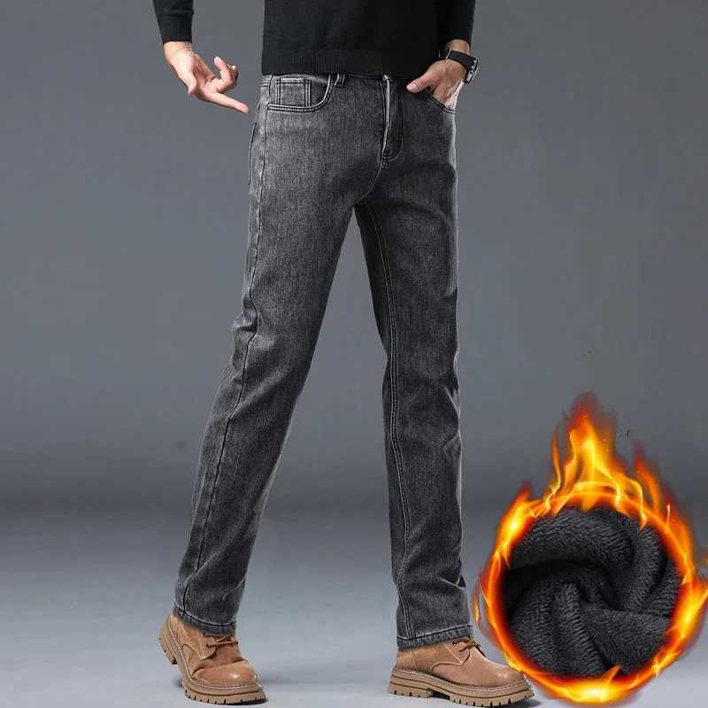 Winter Warm Jeans Mens Slim Straight Elastic Denim Pants Casual Male Clothing Fashion Plush Trousers New Hot Sale Fashion Jeans J251030