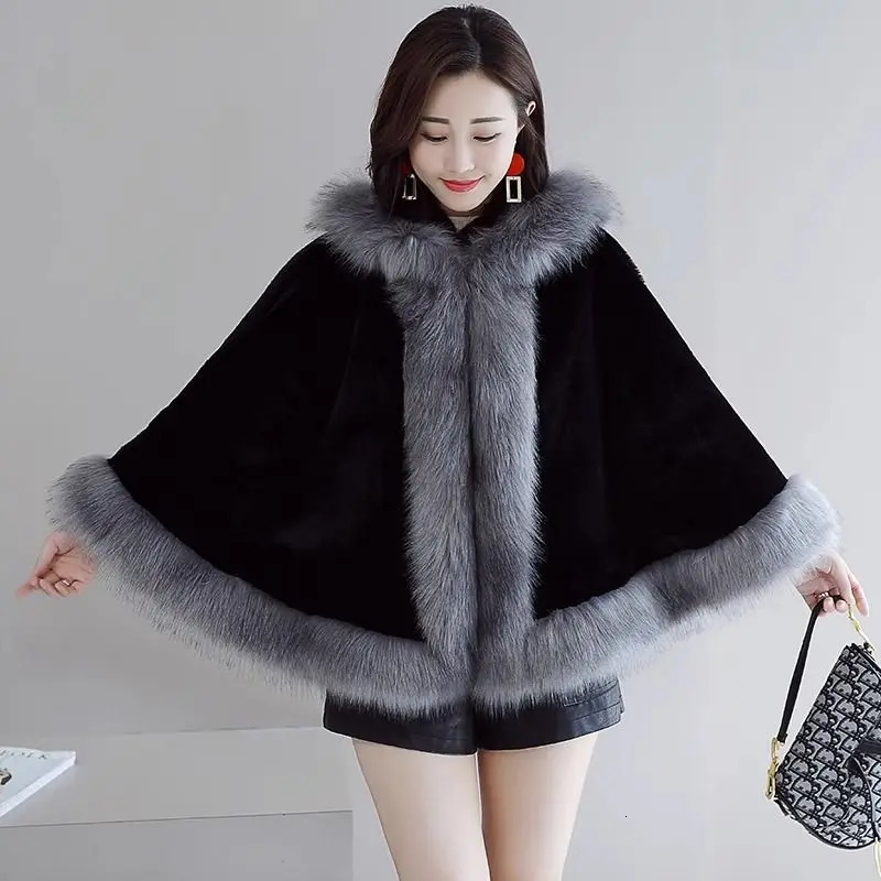 Plush Fur Coat Womens Water Lamb Fur Short Style Slim Fit and Slimming Fur Shawl Cape Fashion 251029