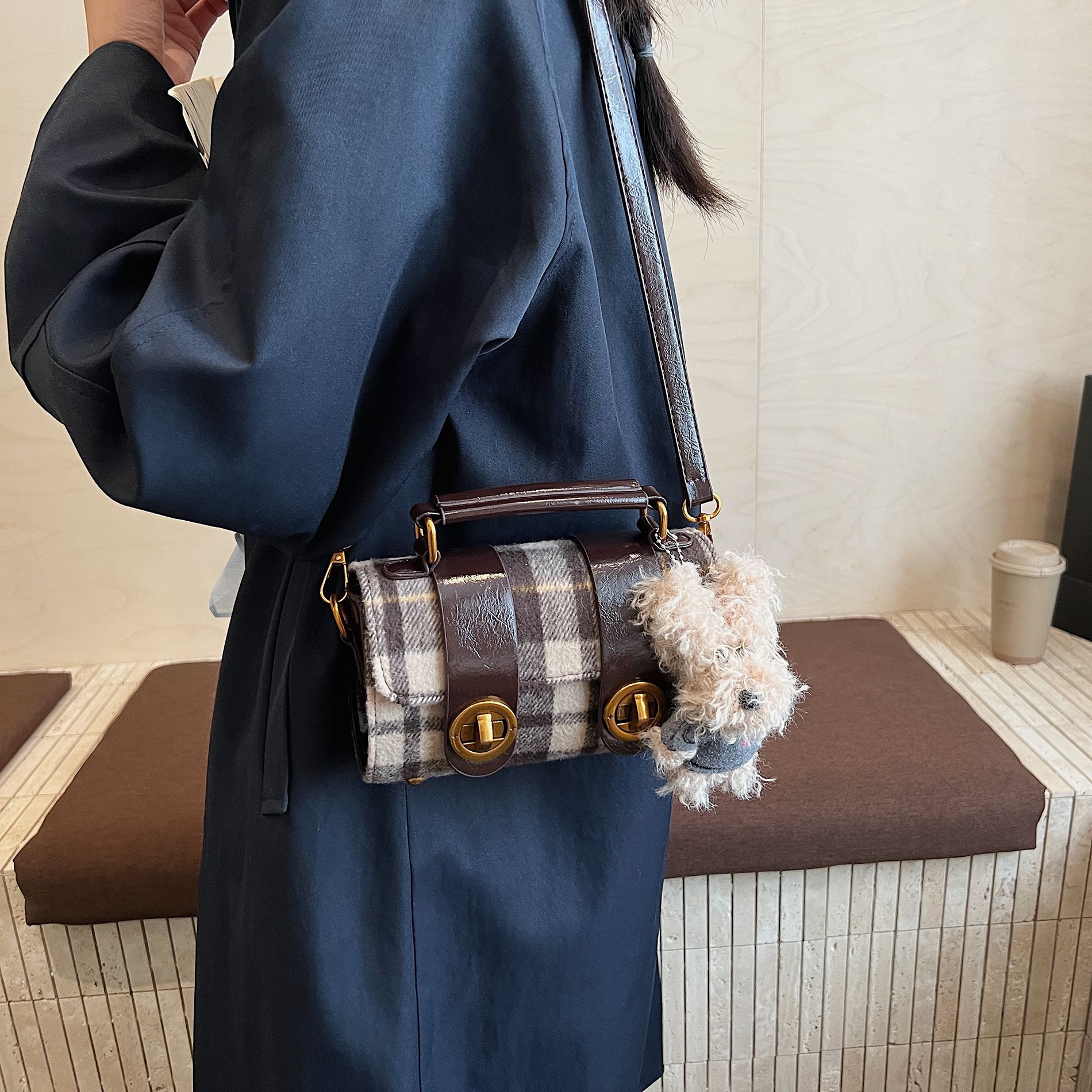 New Korean-style Checkered Handbag Unique Small Square Bag High-end Texture Crossbody Bag