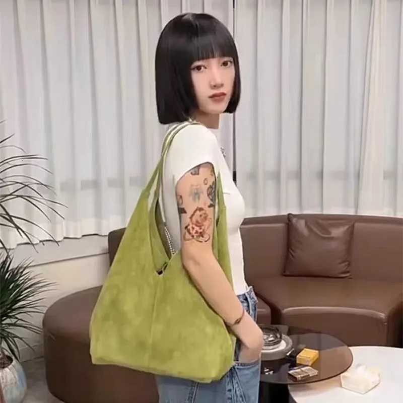 Designer bag Wens Tote Bag Luxury Frosted Handheld Suitable For Travel Shopping Bucket Bag Foldable 2in1 Stylish Shoder Underarm Bag Y251029