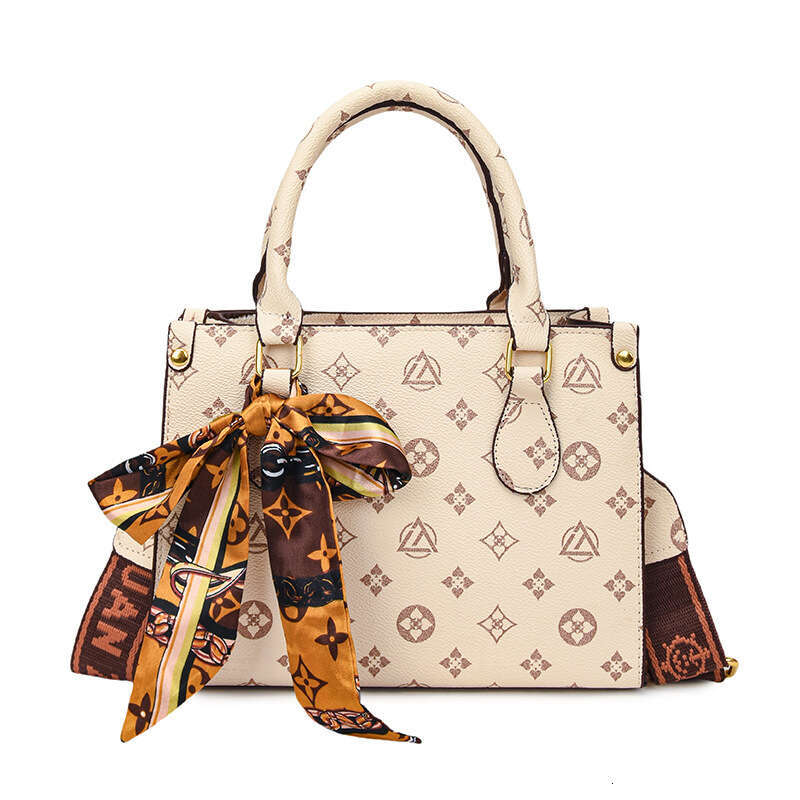 Designer bag Fashionable Vintage Handbag New High-end 2025 Commuter Shoulder Tote Crossbody Bag for Women