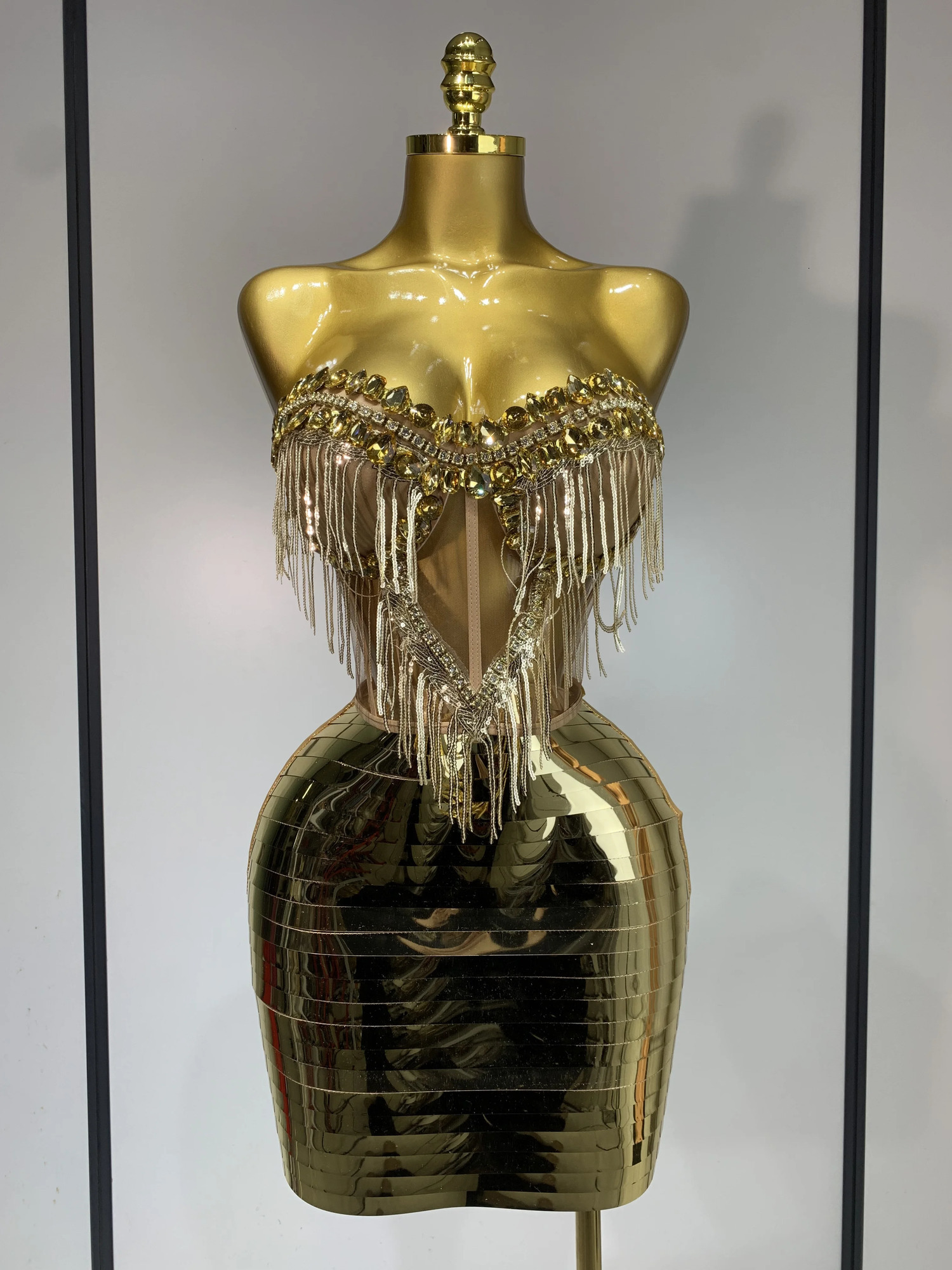 Sparkly Gold Rhinstones tassels Top Skirt Set Women Sexy Strapless Two Pieces Nightclub Evening Party Stage Outfit 251028