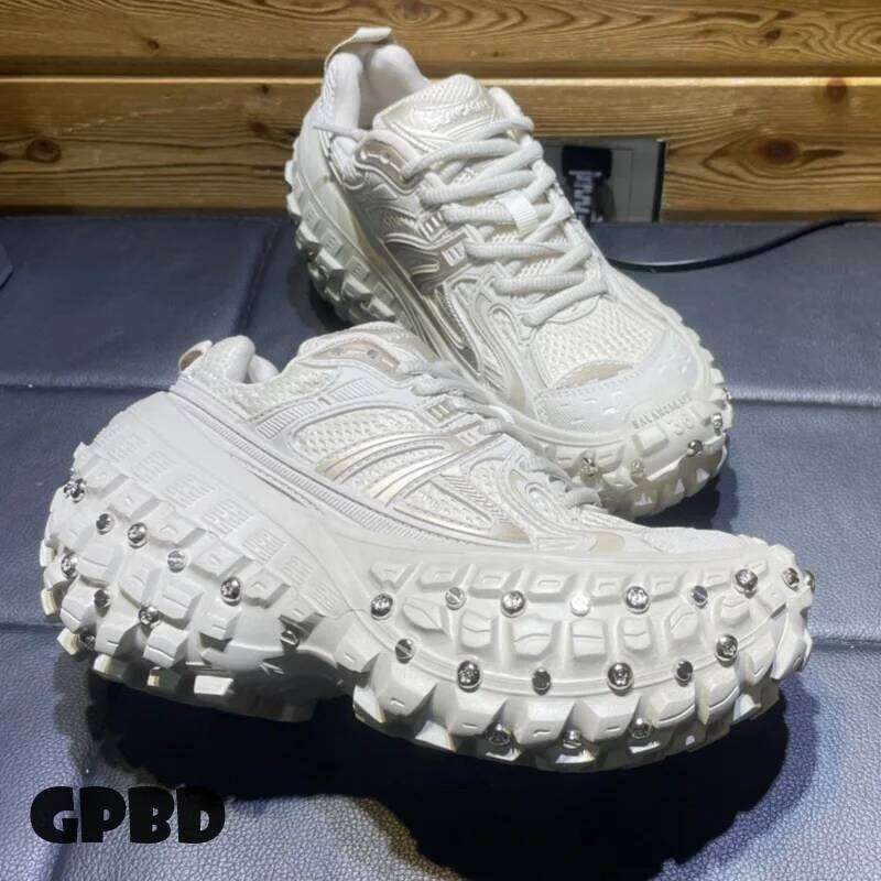 GPBD Rivet Low-top Distressed Dad Shoes for Women, Summer 2025, Height-increasing Thick-soled Casual Sports, Trendy and Cool