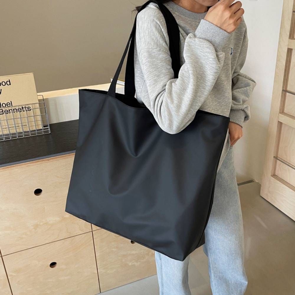 Womens Modern Fashion Tote with Extra Space Textured Texture & Comfortable Handle Design