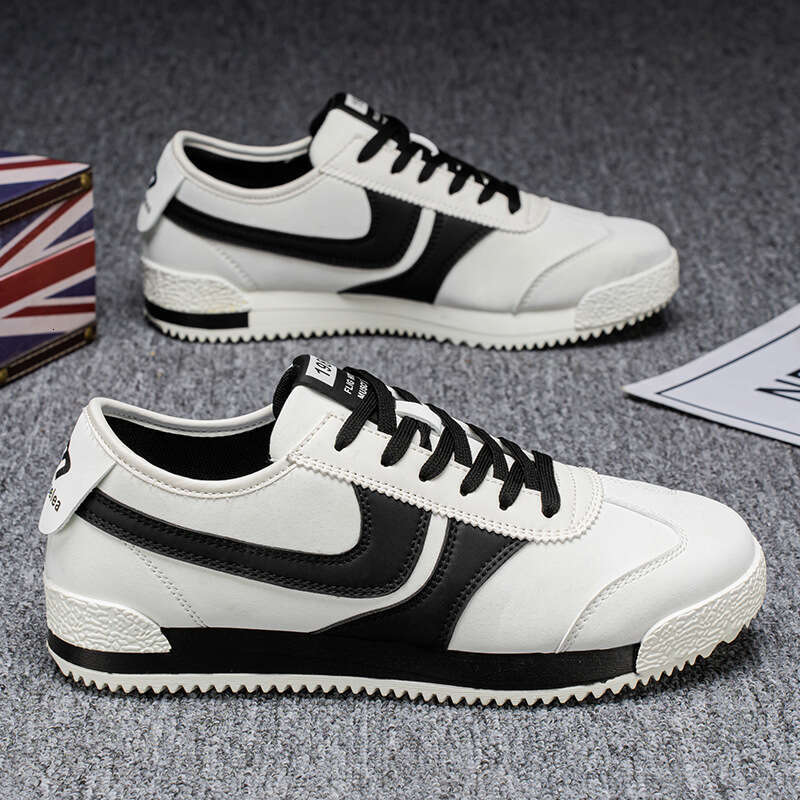 2025 New Spring and Autumn Ultra Lightweight American Style Solid Color Dopamine Soft Sole Versatile Casual Men's Shoes