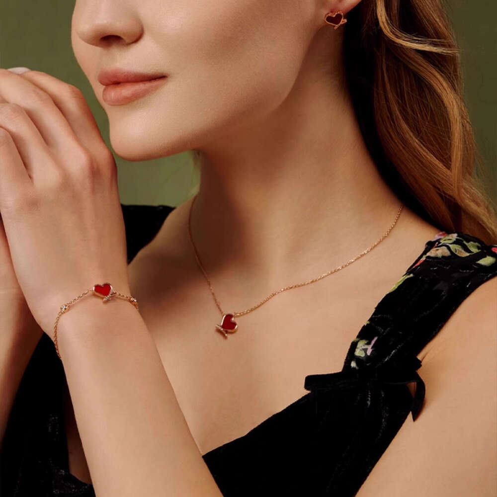 S Pure Sier Red Agate Lucky Heart Necklace Bracelet for Women, Light Niche Design, Fashionable High-end Clavicle Chain