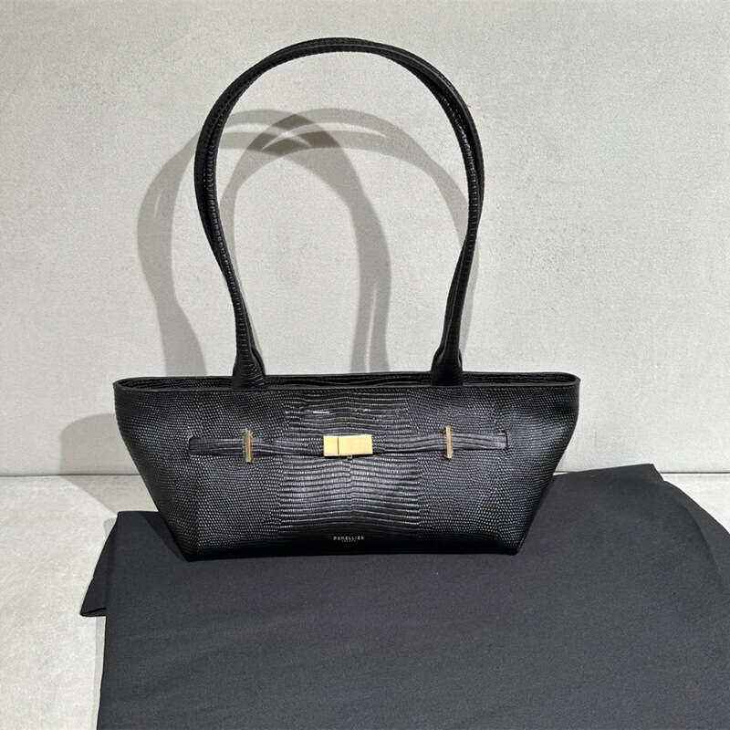 designer bag Luxury bag New Handbag 2025 Versatile Horizontal Genuine Leather Shoulder Baguette Underarm Bag Women's Fashionable versatile single