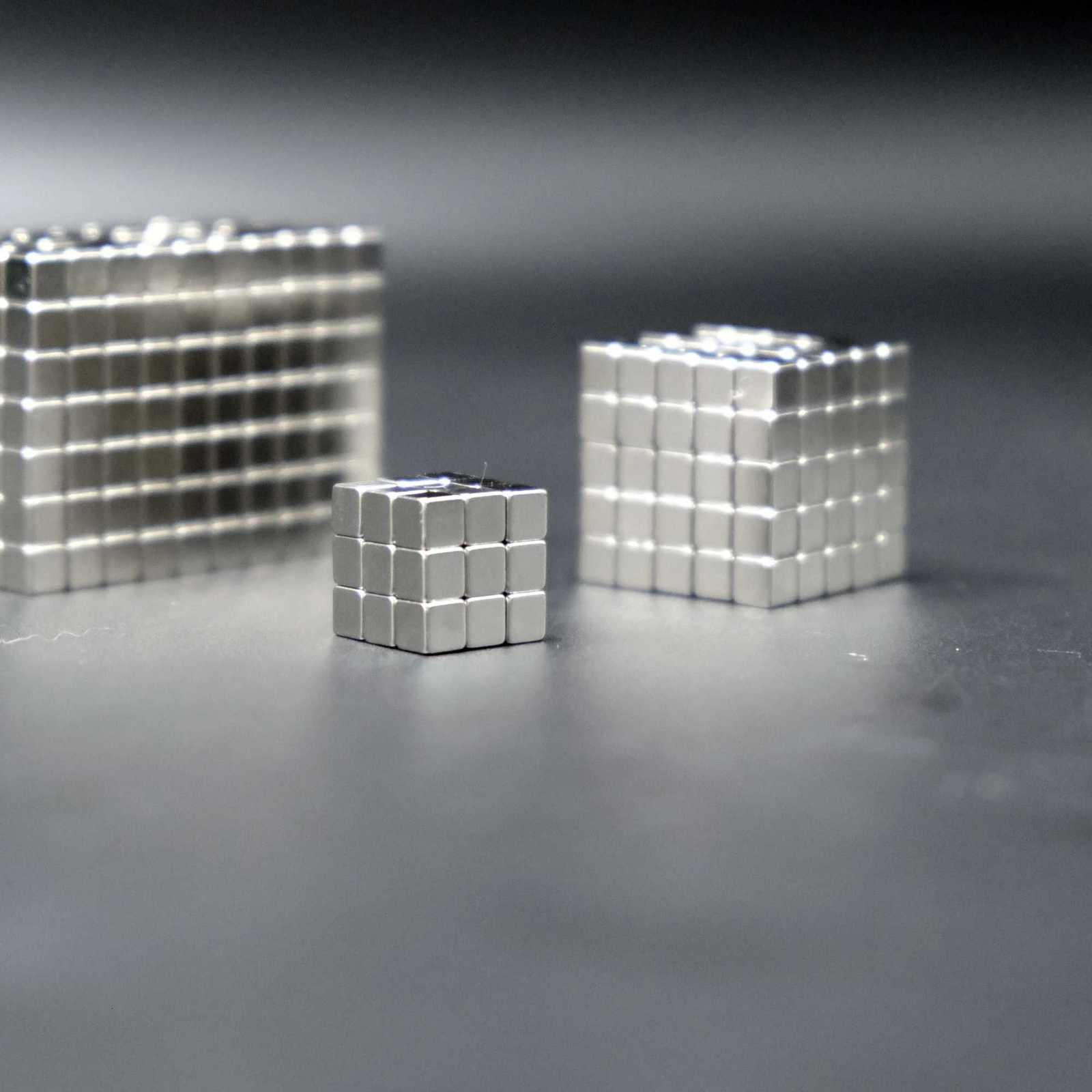 100Pcs 5mm Colorful Round Beads Magnet Strong DIY Christmas Balls For Family Refrigerator Ornaments Festival Decoration C251030