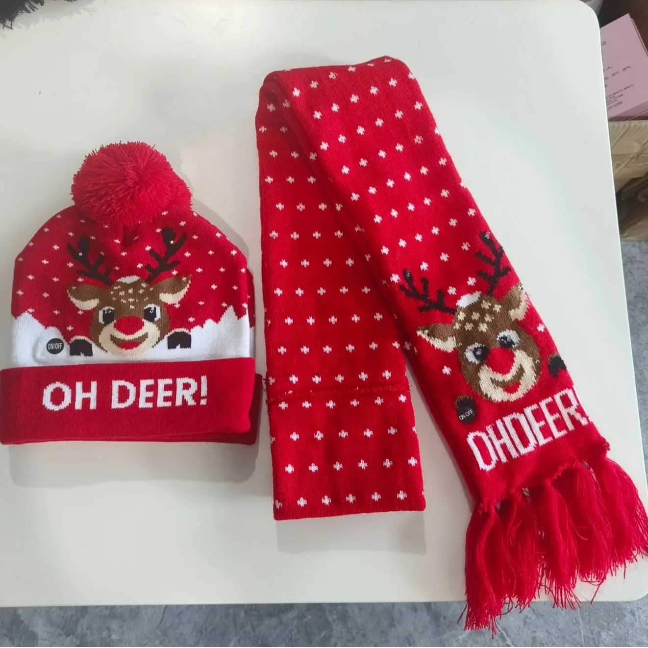 Reindeer Pattern Knit Hat Scarf Set Christmas Fair Isle Wool Blend Neck Warmer Matching Winter AccessoriesW251029