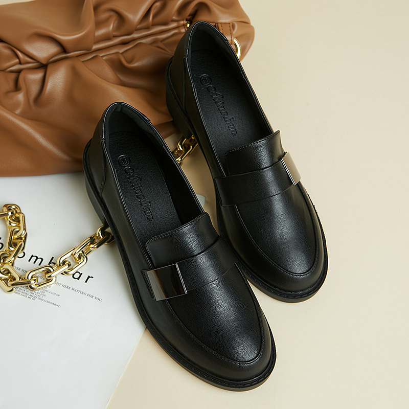 Round-toe thick-soled loafers for women 2025 spring British-style leather shoes Internet celebrity hits comfortable casual shoes women