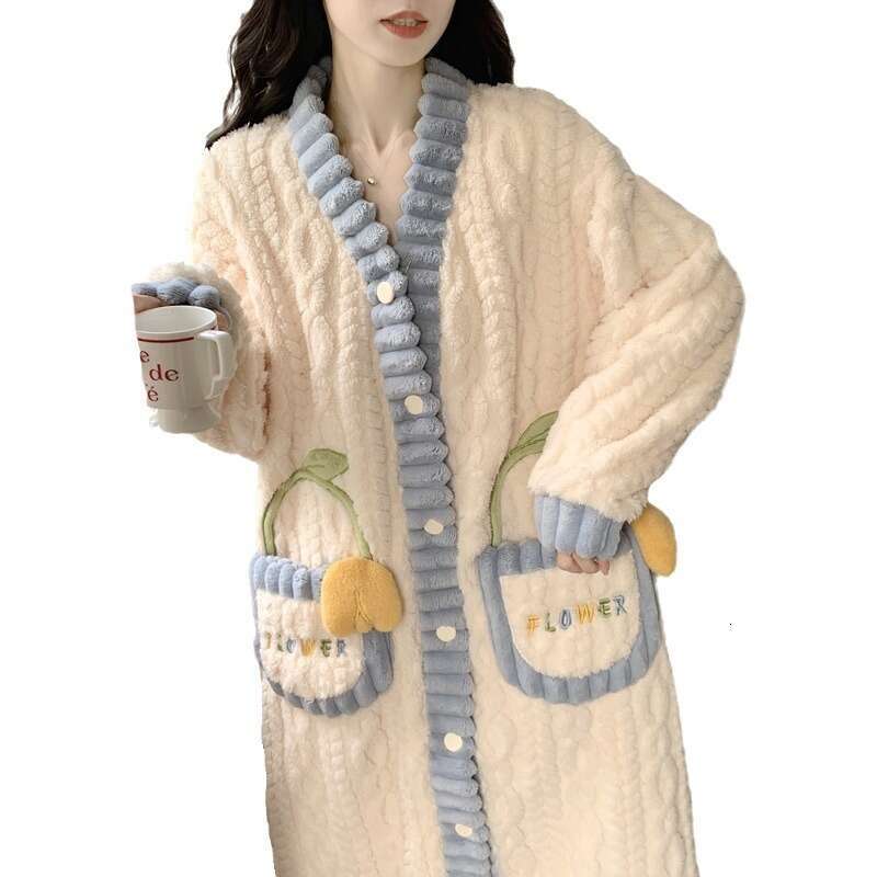 Women's Coral Fleece Nightgown, Winter Flannel Thickened Mid-Length Cardigan Homewear Nightdress