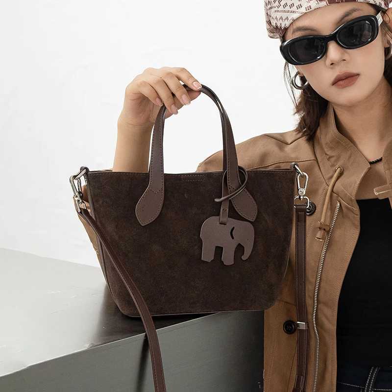 Designer bag NEW Autumn winter wens Natural Suede cowhide leather Crossbody Bag luxury designer Genuine Leather cmuting Shoder bag Y251029