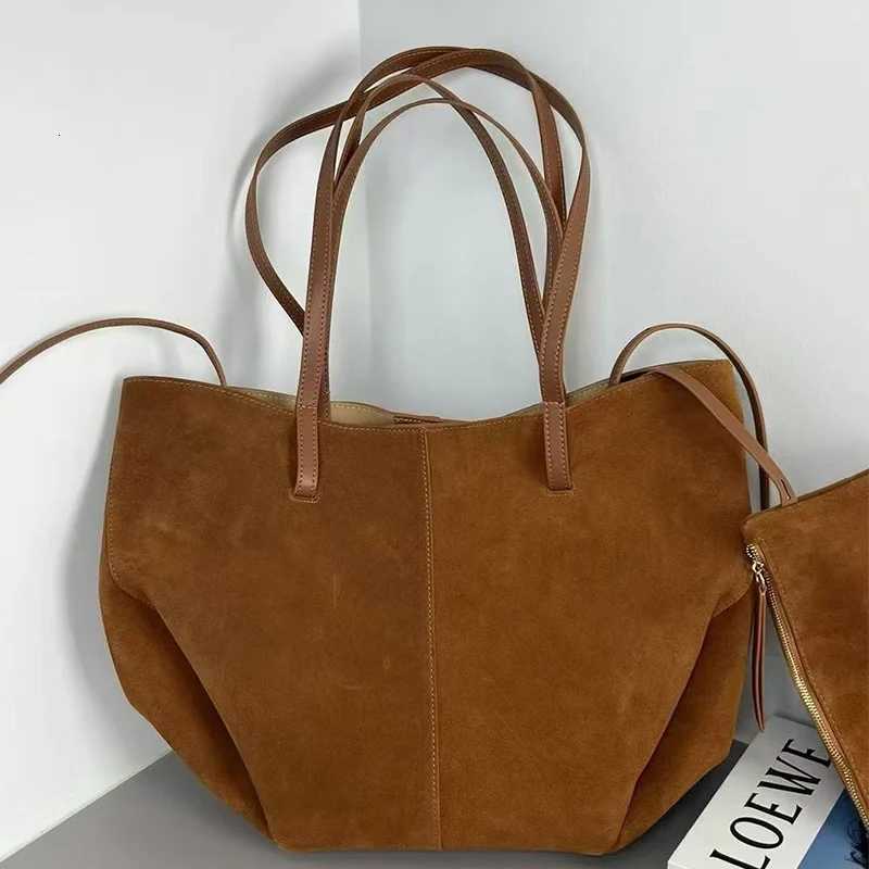 Designer bag New wens sandsuede handheld wing bag niche shopping bag handbag simple and largecapacity tote bag Y251029