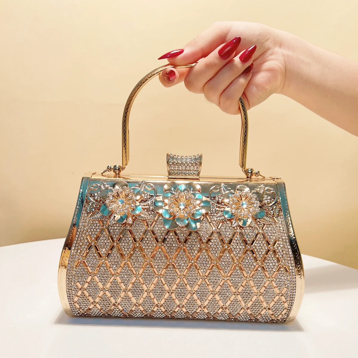 Bucket Women Clutch Bags Golden Metal Acrylic Evening Bags Box Holder Rhinestones Glitter Handbags Purse 251023