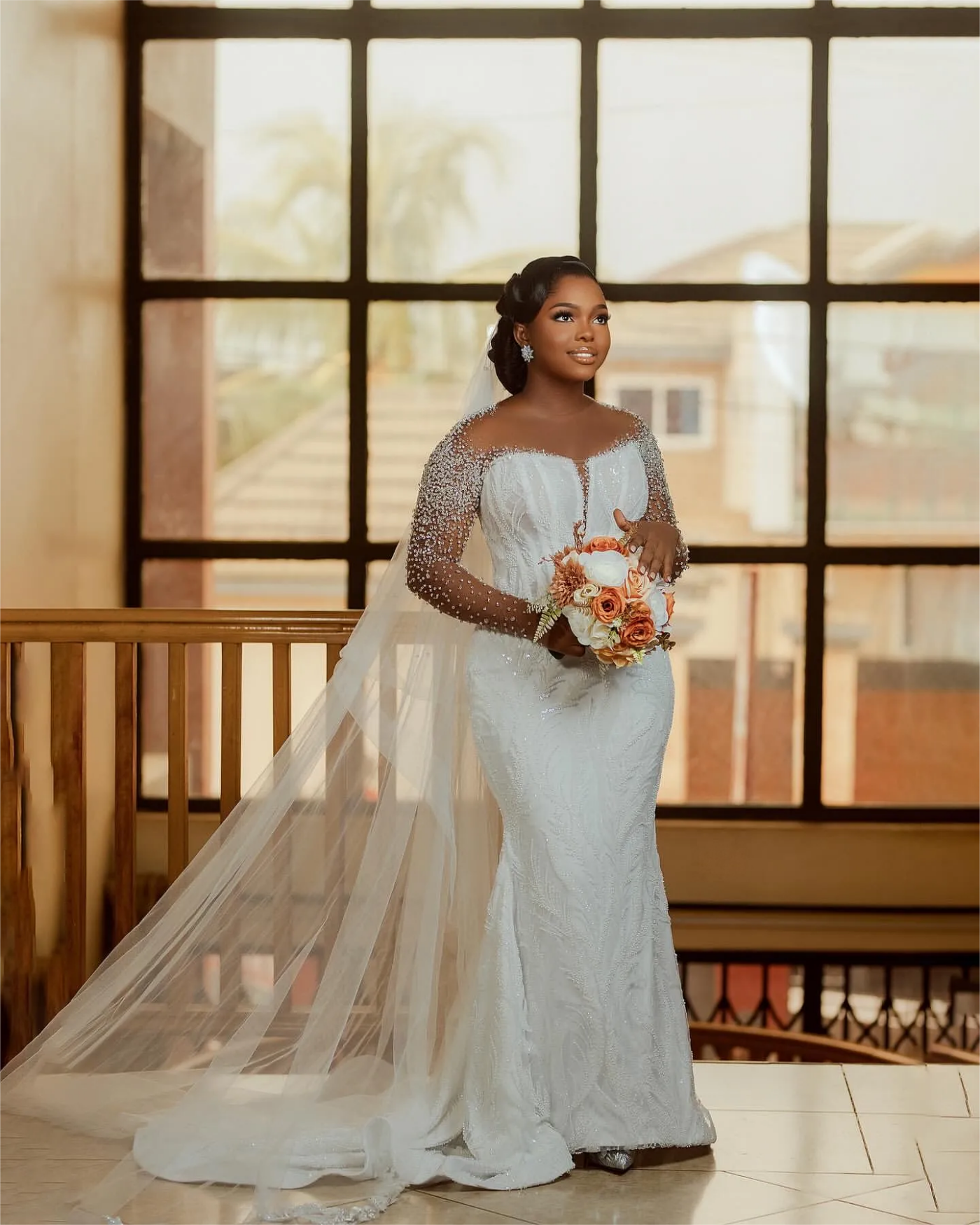 Ivory Mermaid Wedding Dresses Plus Size Lacefull Beaded Sheer Neck Bridal Gowns Dress Vestidos De Novia