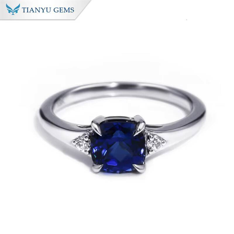 Tianyu Charming Solid 10K 14K 18K Gold 65MM Cushion Cut Blue Sapphire Side Lab Diamond Sparkling Wedding Engagement Rings