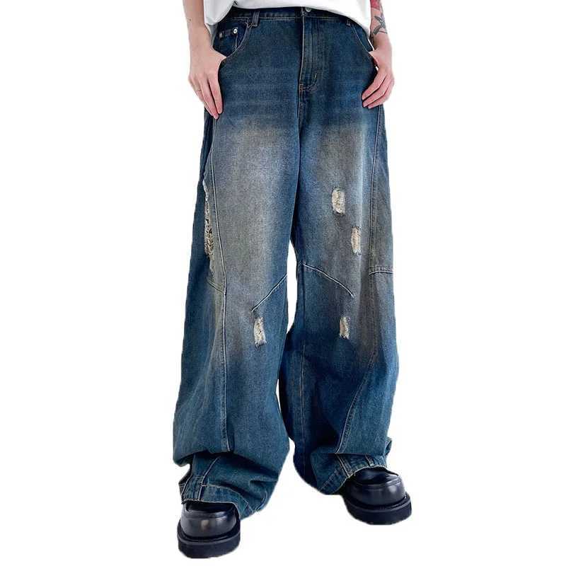 Korean Retro MenS Ripped Jeans Loose Straight Leg Pants Fashionable Design Jeans Casual Wide Leg Pants J251030