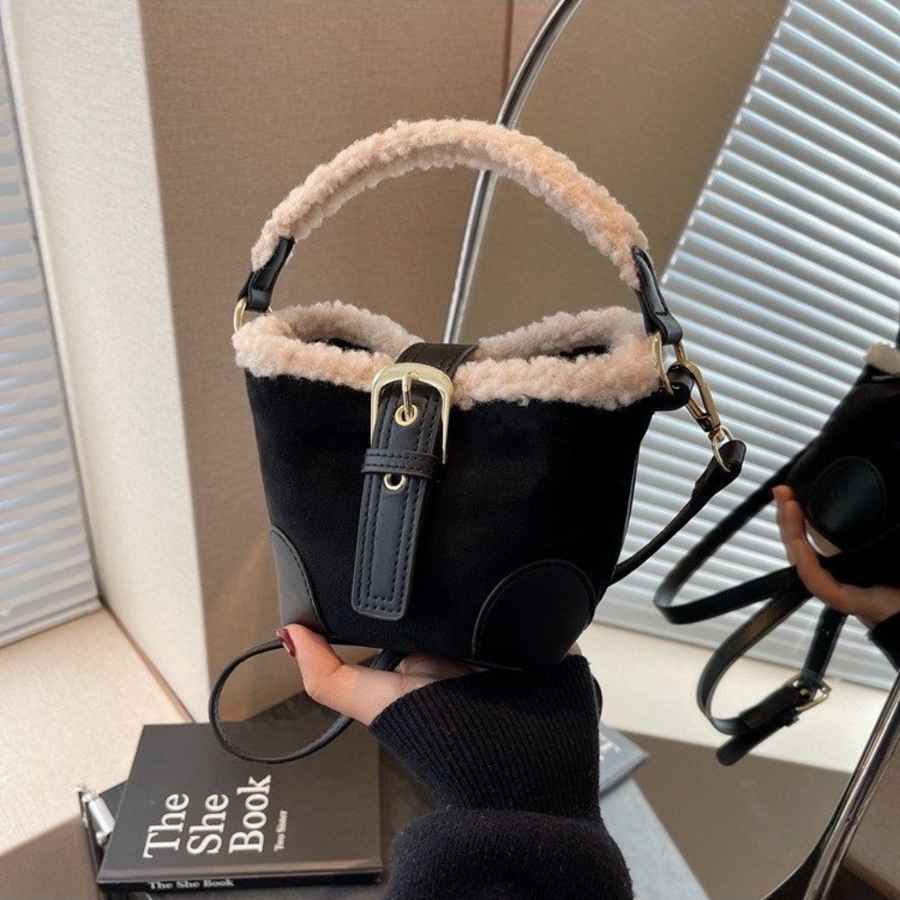 Versatile Women's Plush Mini Handbag for Fall/Winter Stylish Tote with Comfortable Cross Body Option