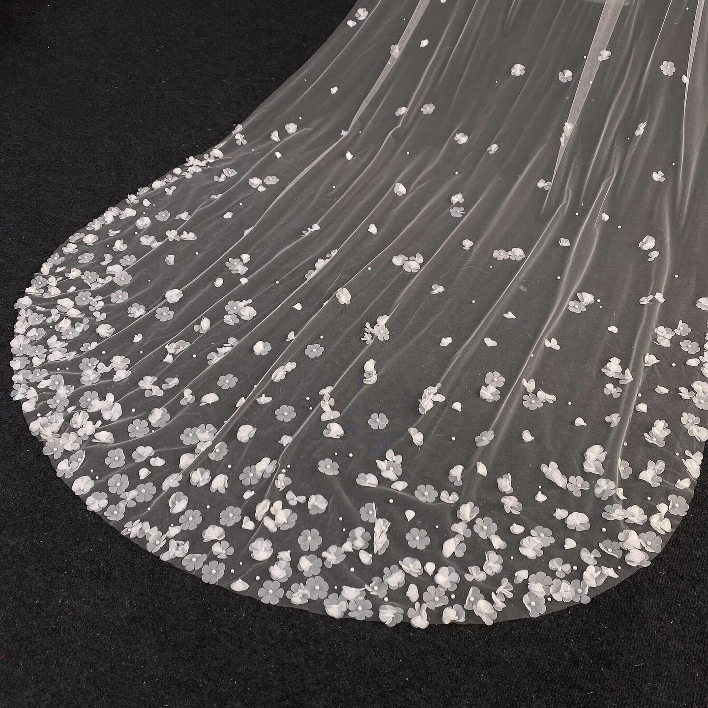 Nice-looking Bridal Veils Women One-Layer Appliques Edge Bride Complementos Wedding Accessories Velo De Novia Customized