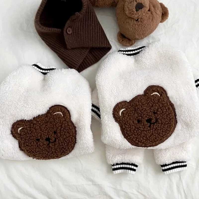 Autumn Dog Hoodies Warm Plush Dog Jumpsuits Luxury Soft Puppy Clothes Bear Pattern Cat Pullovers Pet Overalls Poodle Dog Clothes C251030