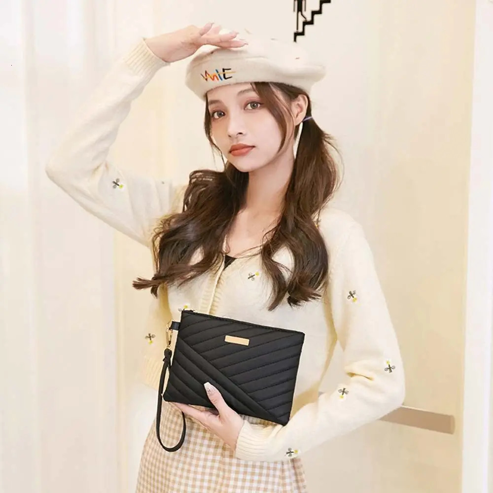 Stylish Women Wristlet Bag Women Leather Envelope Bag Shopping Traveling Portable Small Purse Clutch Wallet 251030