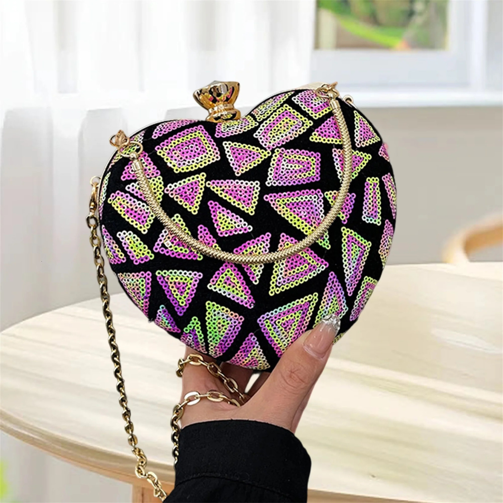 Elegant Rhinestone Embellished Heart Shaped Clutch Purse with Detachable Chain Strap for Women s Evening Party 251023