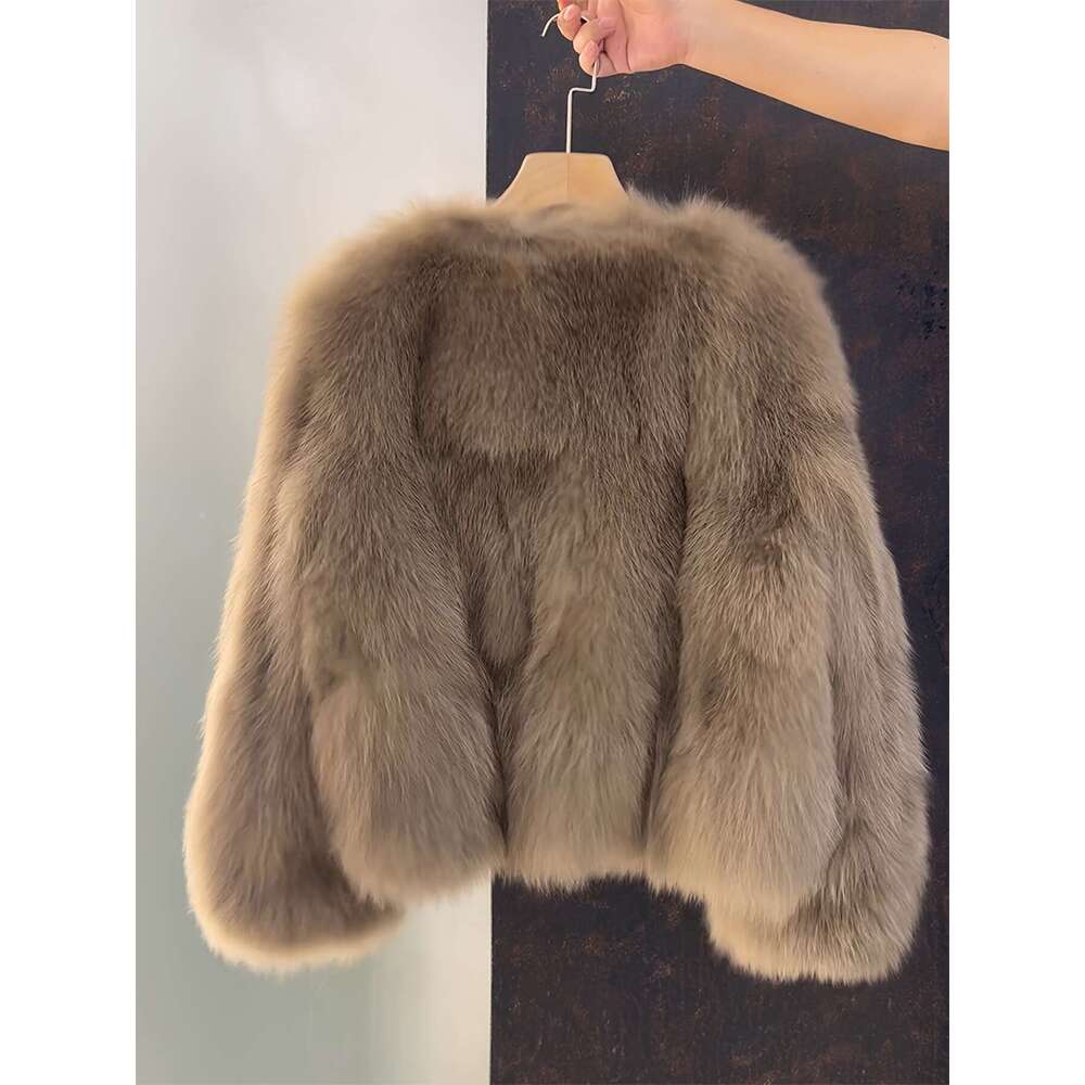 New High End Grass Faux Fox Coat Women Chic And Stylish Outerwear Elegant Fur Jackets Winter Coats For Women High Quality