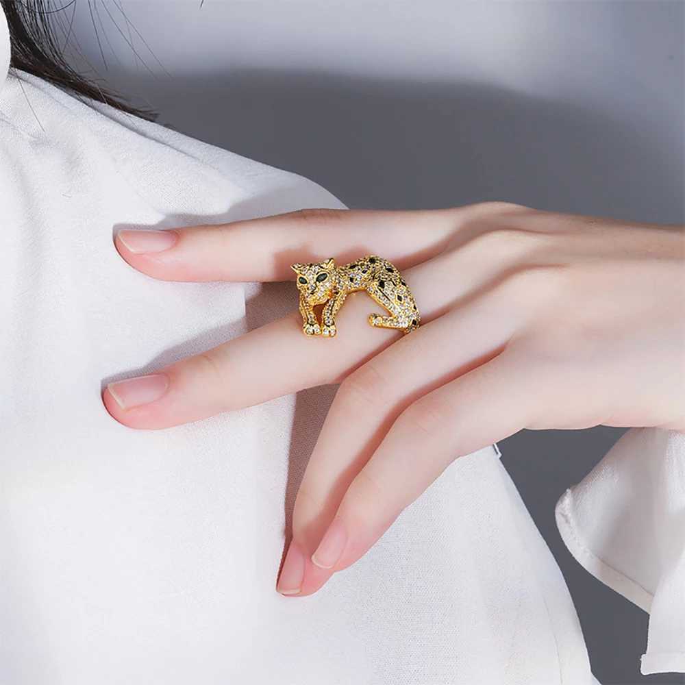 New Charms High Carbon Diamond 5A Zircon Leopard Gold Color Rings for Women Cocktail Party Fine Jewelry Birthday Gift W251030