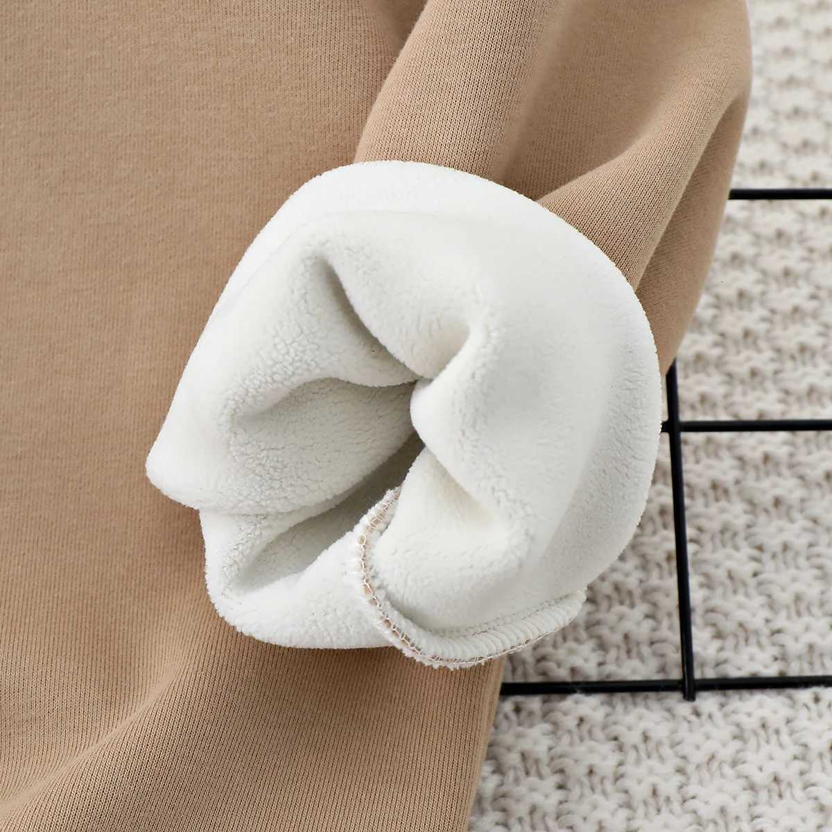 312 Years New Autumn Winter Boys Hoodies Lined With Plush Lining Thick Keep Warm Letter Hooded Sweatshirt For KidsT251030