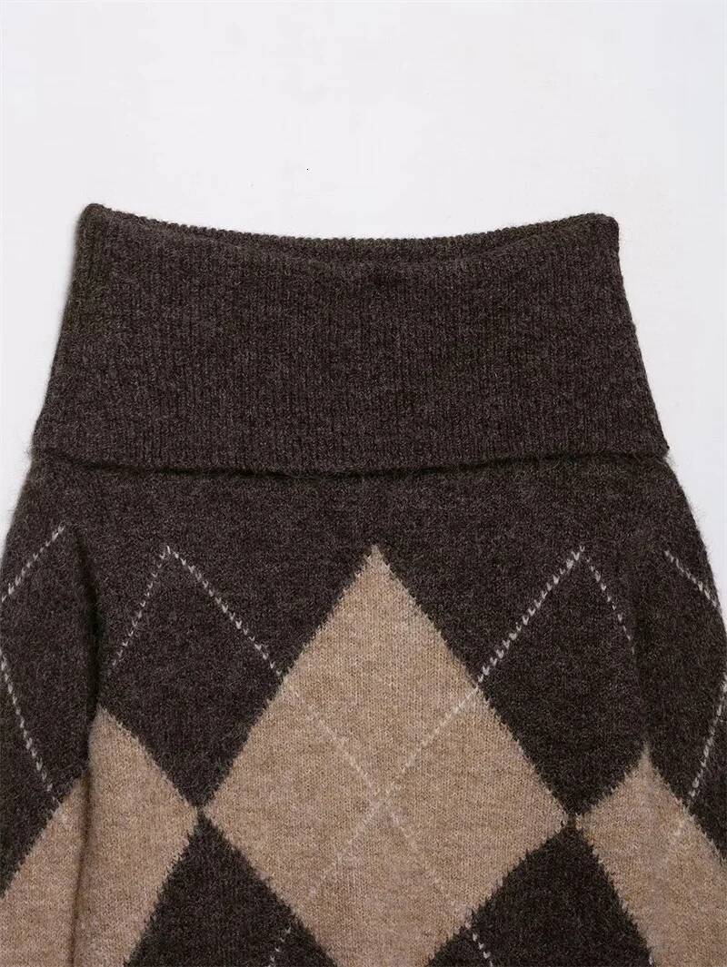 winter jacket women Women's 2025 Autumn New Style Maillard Color Series Long Sleeve Layered Off-Shoulder Knitted Top Casual Sexy Unique Fashion