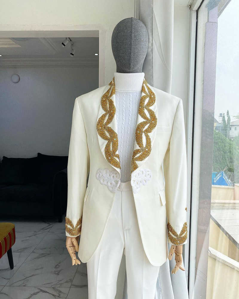 Elegant Wedding Tuxedos Beaded 2 Piece Set Jacket Pants Men Suit Exquisite Shawl Lapel Evening Bride Groom Coat Customized