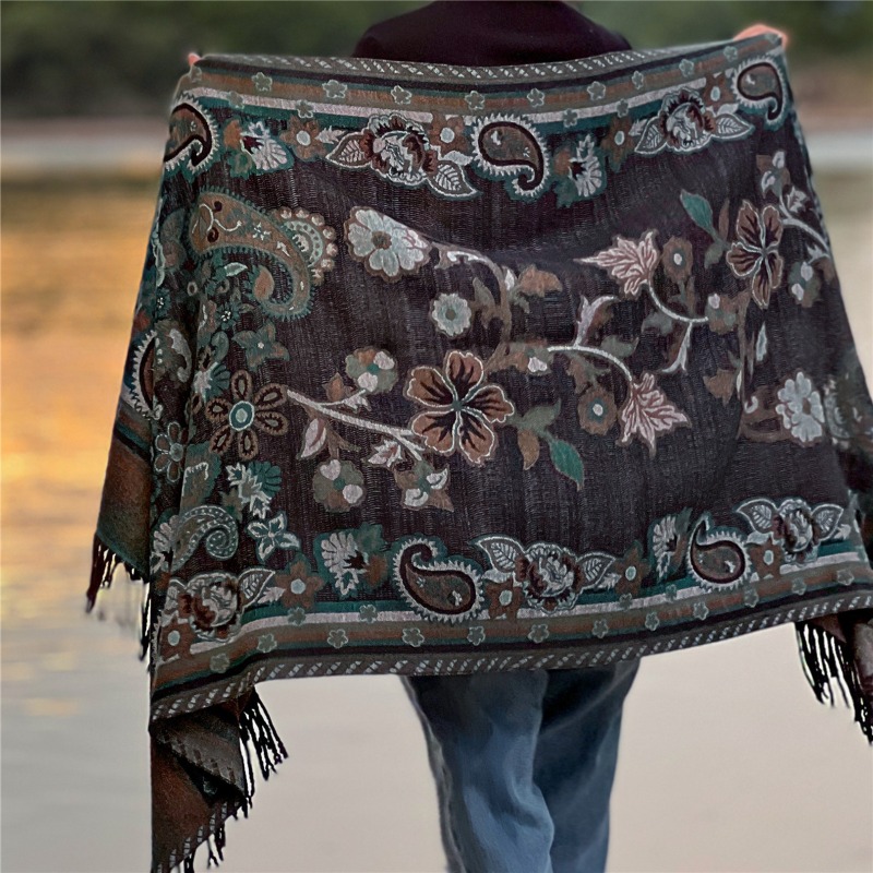 Vintage Style Charming Patterned Shawl Scarf Fashionable Autumn And Winter Tassel Style With Decorative Scarf Boutique Gift Scarf