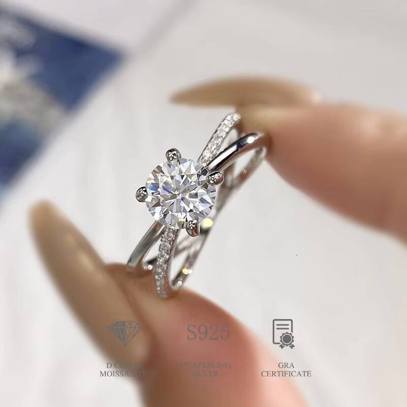 Newsoul Certificate Diamond Moissanite Ring 1CT Round Shape Gemstone for Women Wedding 925 Sterling Silver Fashion Fine Jewelry